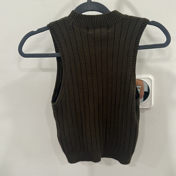 Top neck knit top - Picture 3 of 3